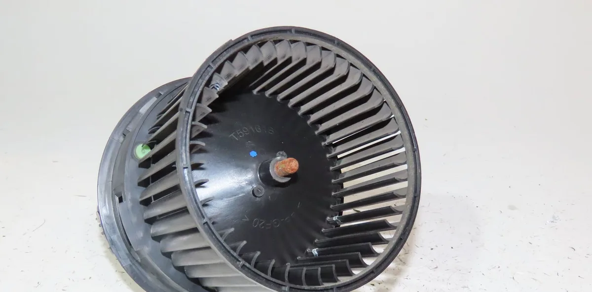 Moteur ventilateur chauffage Dacia DUSTER (HM_) 1.5 dci 115 (hmad) (2017) occasion