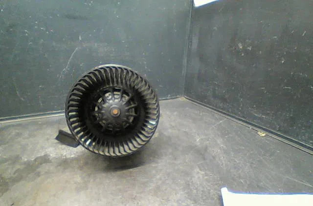 Moteur ventilateur chauffage DACIA LOGAN 2005 occasion