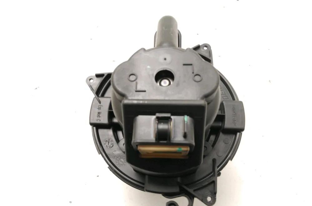 Moteur ventilateur chauffage Dacia LOGAN MCV II Tce 90 (k8m1) (2013) occasion