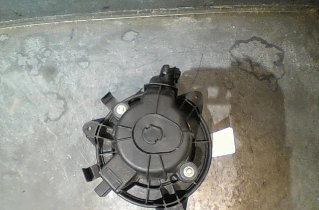 Moteur ventilateur chauffage Fiat STILO (192_) 1.9 jtd (192_xe1a) (2001-2006) occasion