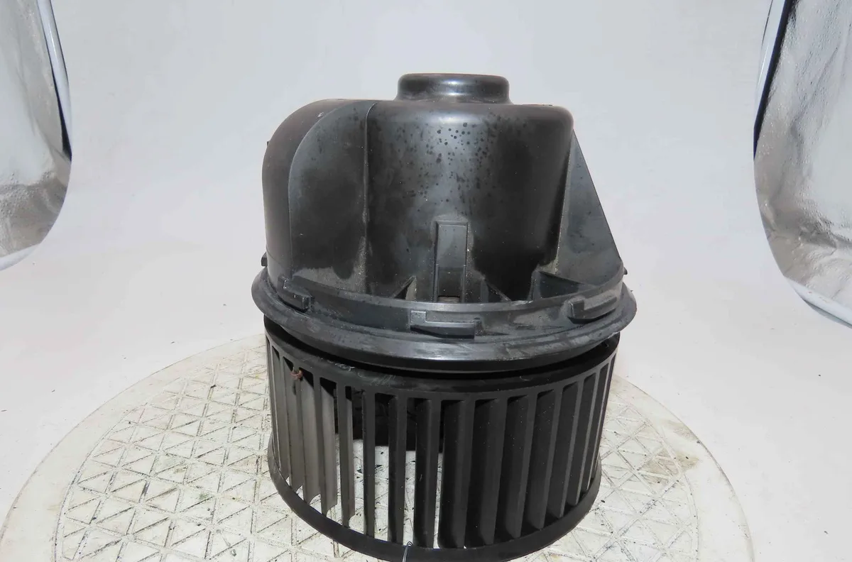 Moteur ventilateur chauffage FORD CMAX II occasion