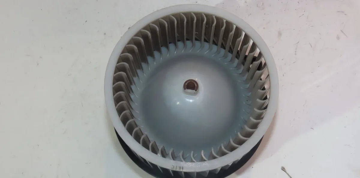 Moteur ventilateur chauffage Kia CARENS IV 1.7 crdi (2013) occasion