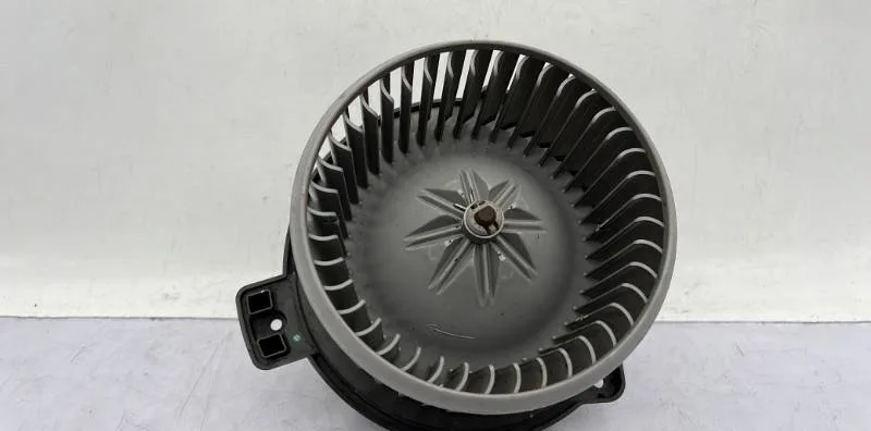 Moteur ventilateur chauffage KIA RIO 3 PHASE 1 occasion