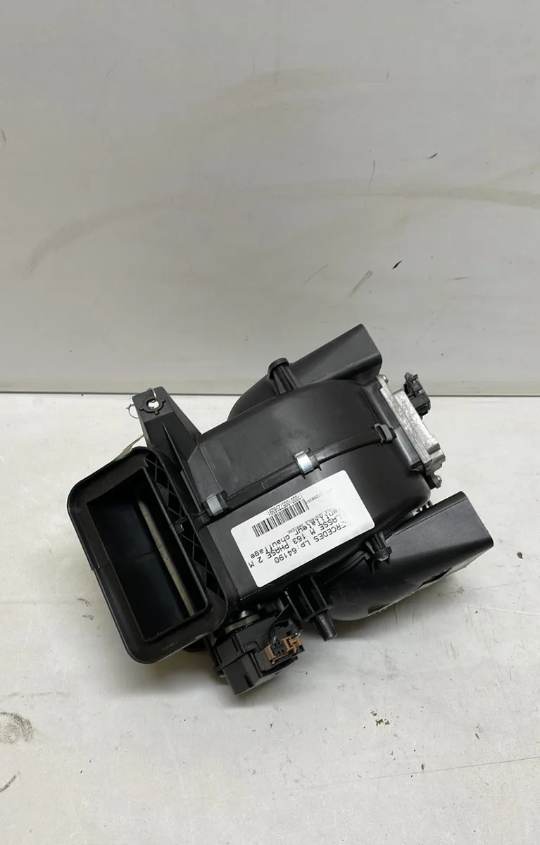 Moteur ventilateur chauffage Mercedes-benz CLASSE M (W163) Ml 270 cdi (163.113) (1999-2005) occasion