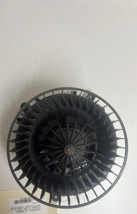 Moteur ventilateur chauffage Mercedes-benz CLASSE S (W220) S 320 cdi (220.025, 220.125) (2002-2005) occasion