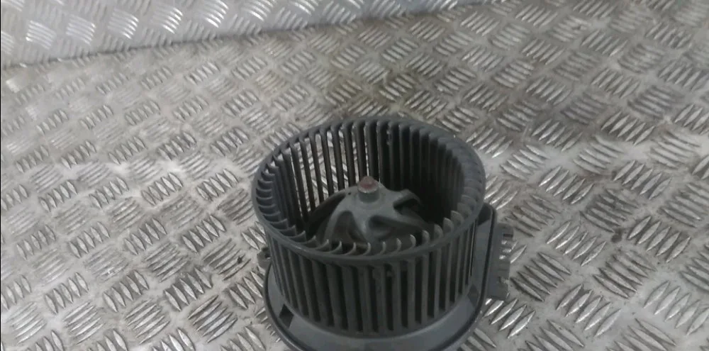Moteur ventilateur chauffage Mercedes-benz VITO Camionnette (W638) 110 d 2.3 (638.074, 638.078) (1997-2003) occasion