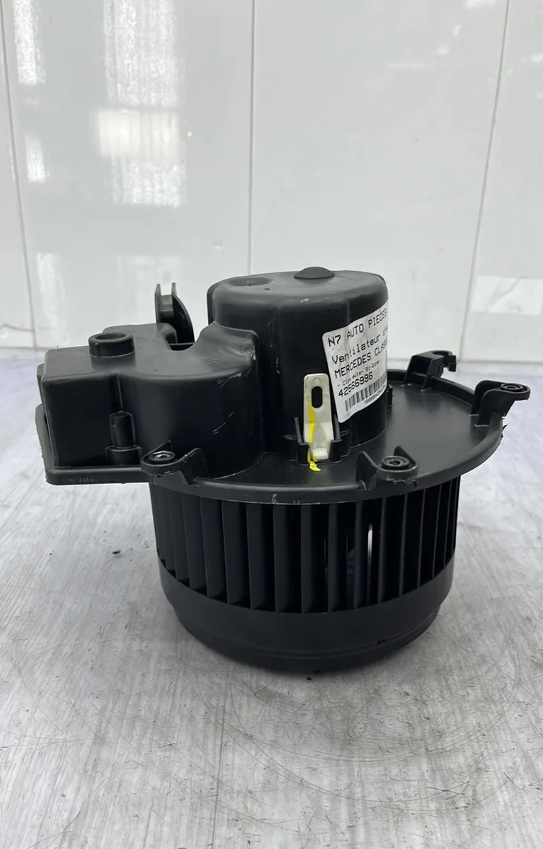 Moteur ventilateur chauffage MERCEDES CLASSE C 203 PHASE 1 BREAK occasion
