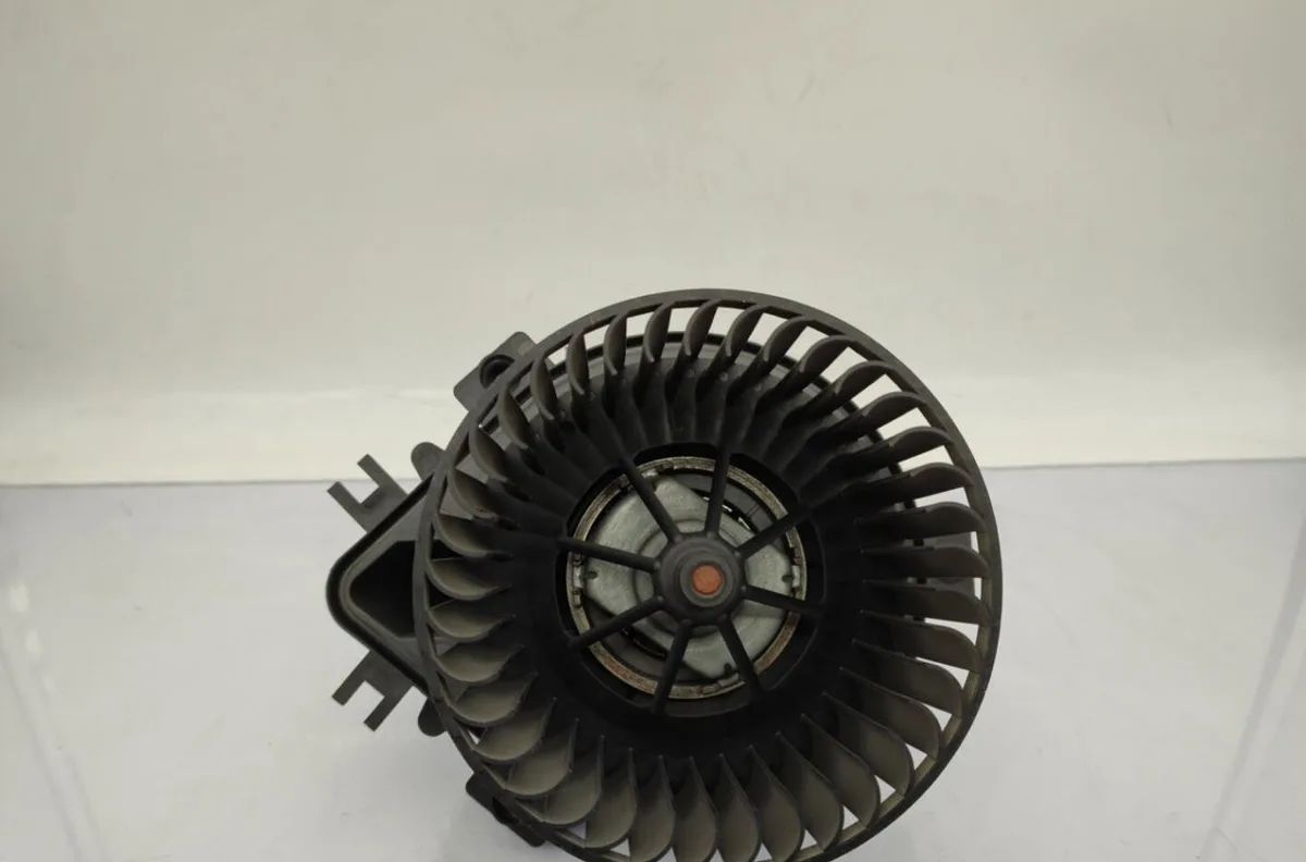 Moteur ventilateur chauffage MINI MINI 1 R50-R53 PHASE 2 occasion