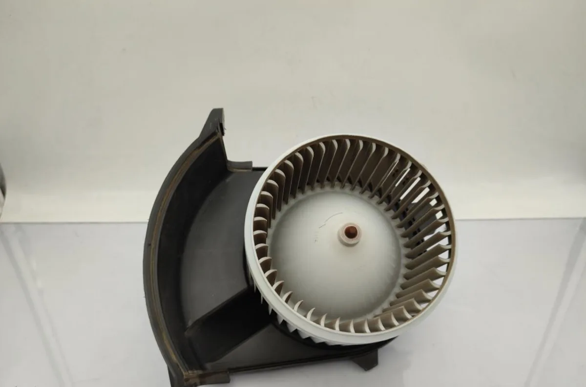 Moteur ventilateur chauffage NISSAN NV400 occasion