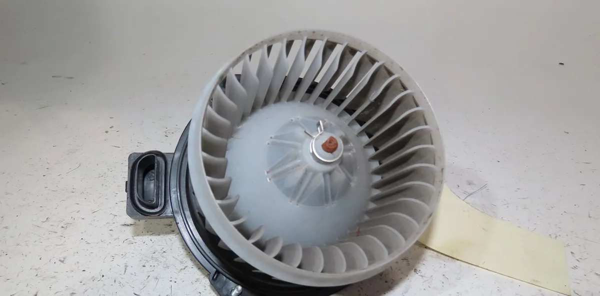 Moteur ventilateur chauffage Nissan PIXO (UA0) 1.0 (2009) 5 portes occasion