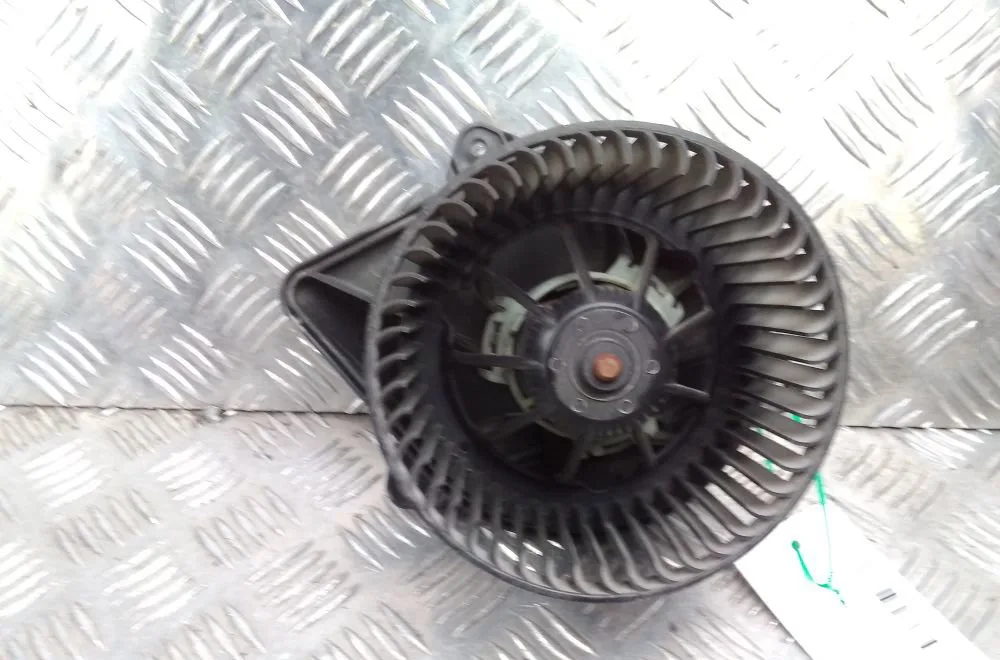 Moteur ventilateur chauffage NISSAN PRIMASTAR L1H1 2.7T 2.0 2008 occasion