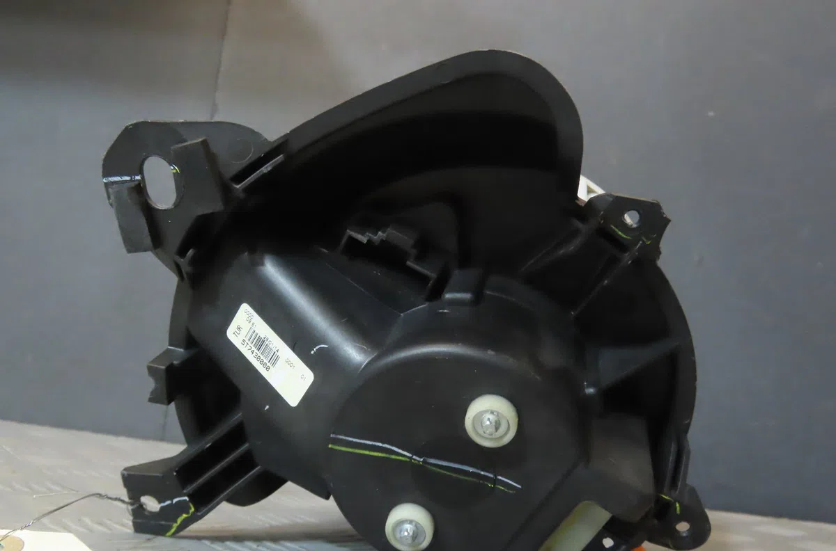 Moteur ventilateur chauffage OPEL COMBO 2014 occasion