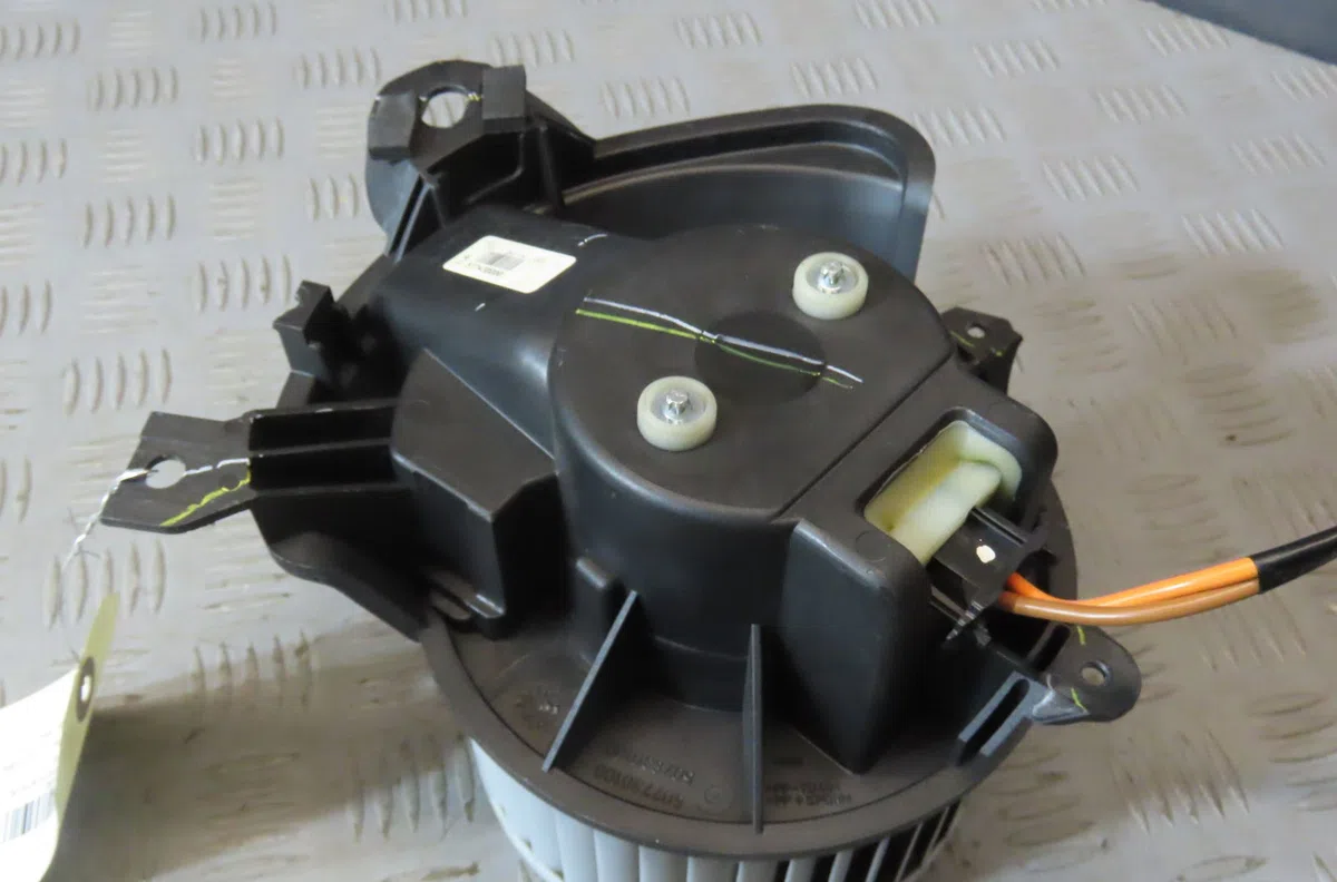 Moteur ventilateur chauffage OPEL COMBO 2014 occasion