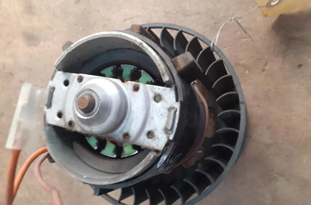 Moteur ventilateur chauffage Opel CORSA B (S93) 1.7 d (f08, f68, m68) (1996-2000) occasion