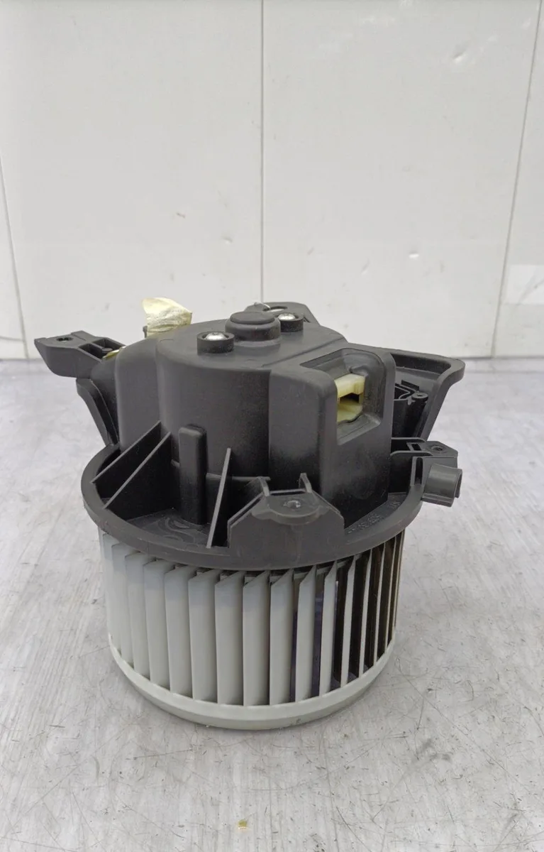 Moteur ventilateur chauffage OPEL CORSA D PHASE 1 occasion