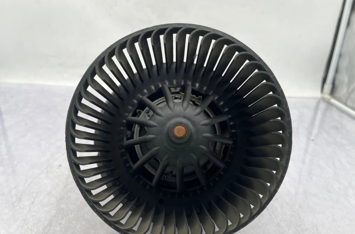 Moteur ventilateur chauffage PEUGEOT 1007 occasion