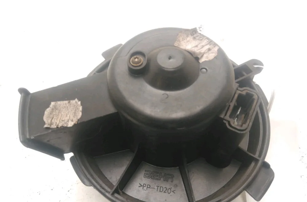 Moteur ventilateur chauffage Peugeot 206 3-5 portes (2A-C) 1.9 d (1998-2001) 5 portes occasion