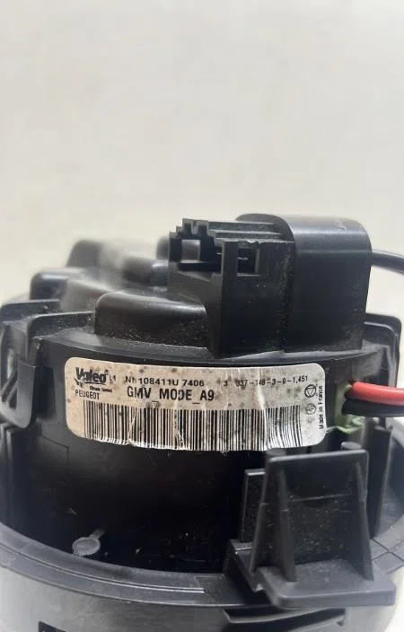 Moteur ventilateur chauffage Peugeot 208 I (CA_, CC_) 1.2 vti 82 (2012) occasion