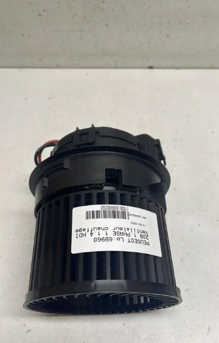 Moteur ventilateur chauffage Peugeot 208 I (CA_, CC_) 1.4 hdi (2012) 3 portes occasion