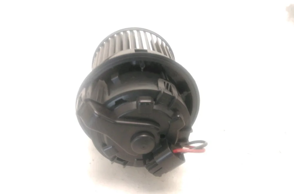 Moteur ventilateur chauffage Peugeot 208 I (CA_, CC_) 1.6 (2012) occasion