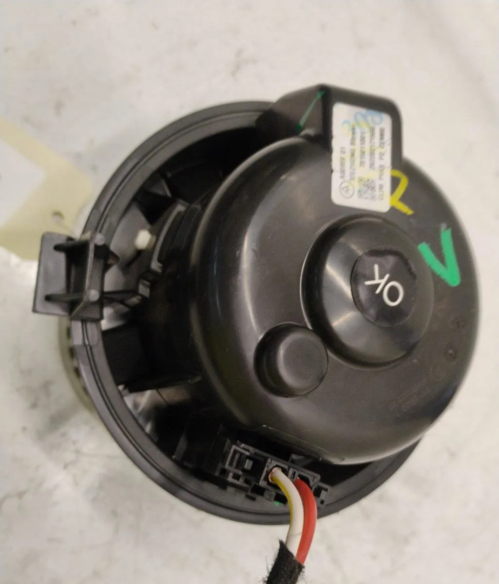 Moteur ventilateur chauffage Peugeot 208 II (UB_, UP_, UW_, UJ_) 1.2 puretech 100 (2019) 5 portes occasion