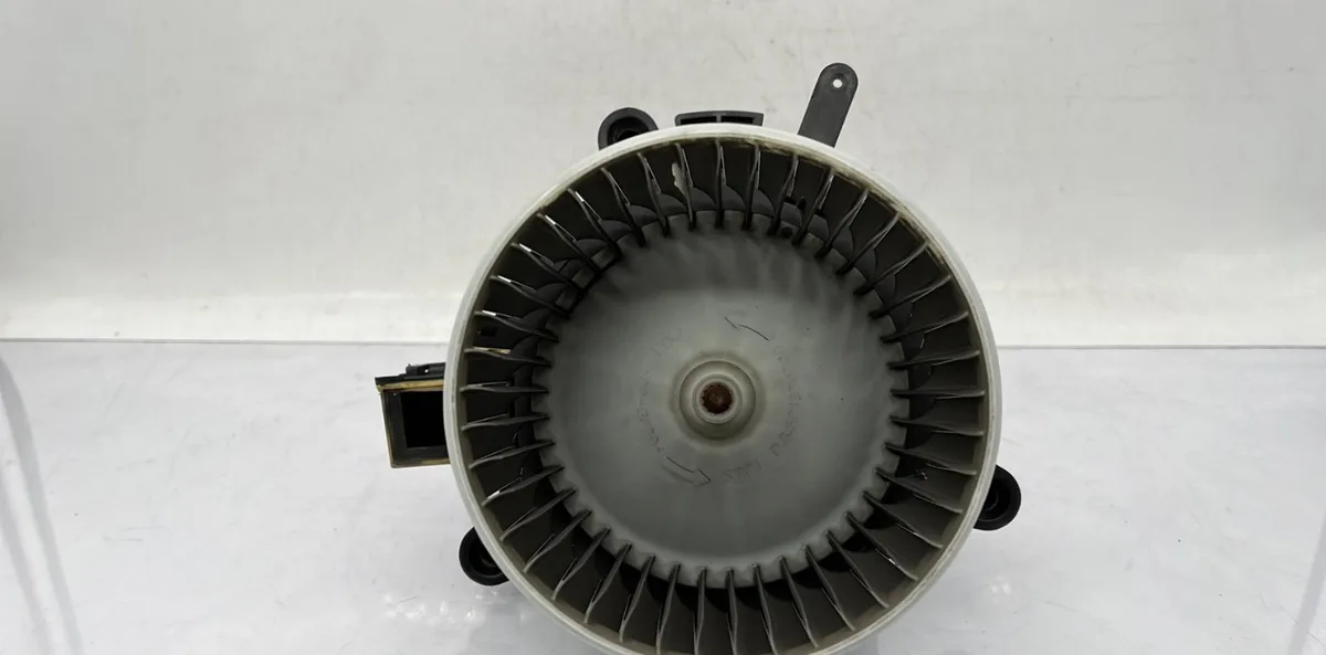 Moteur ventilateur chauffage PEUGEOT 3008 2 PHASE 1 occasion