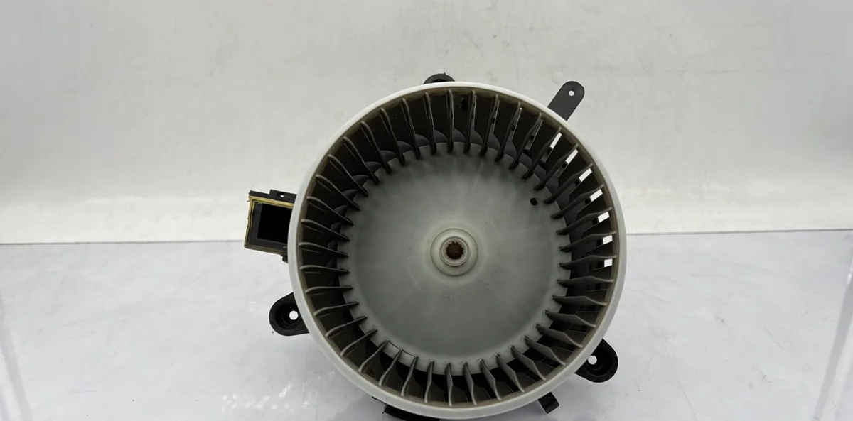 Moteur ventilateur chauffage PEUGEOT 3008 2 PHASE 2 occasion