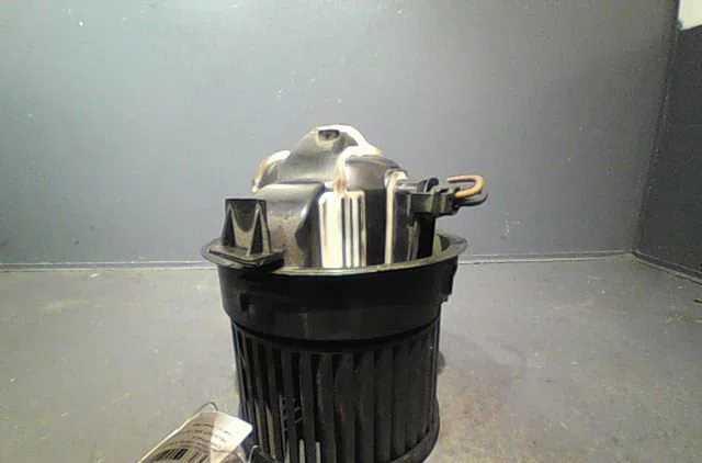 Moteur ventilateur chauffage Peugeot 308 I (4A_, 4C_) 1.6 16v (2007-2014) 5 portes occasion