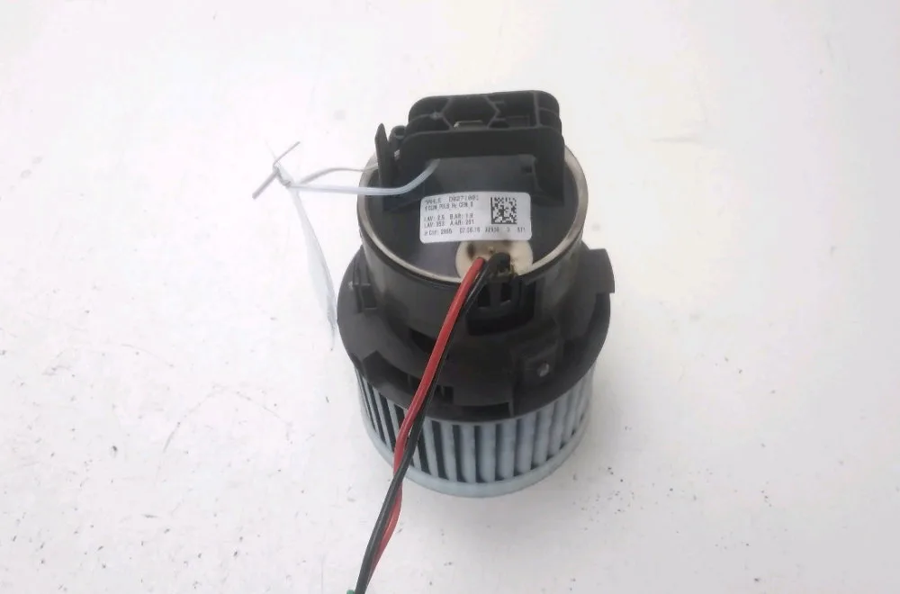 Moteur ventilateur chauffage Peugeot 308 II (LB_, LP_, LW_, LH_, L3_) 1.6 hdi 100 (2014-2021) 5 portes occasion