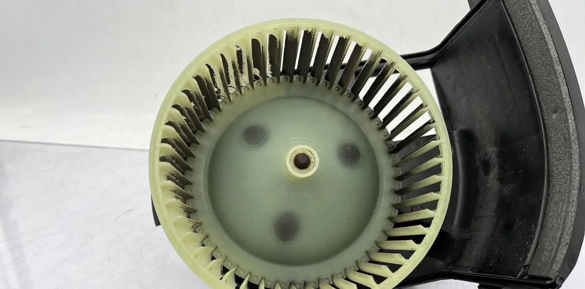 Moteur ventilateur chauffage RENAULT CLIO 2 CAMPUS PHASE 1 occasion