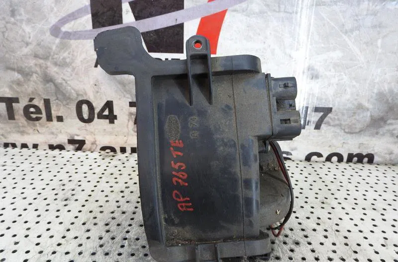 Moteur ventilateur chauffage RENAULT CLIO 2 PHASE 1 occasion