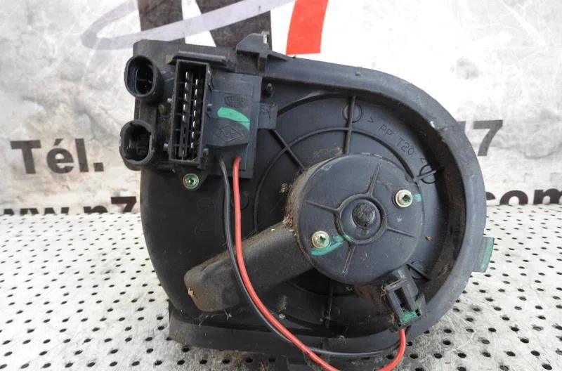 Moteur ventilateur chauffage RENAULT CLIO 2 PHASE 1 occasion