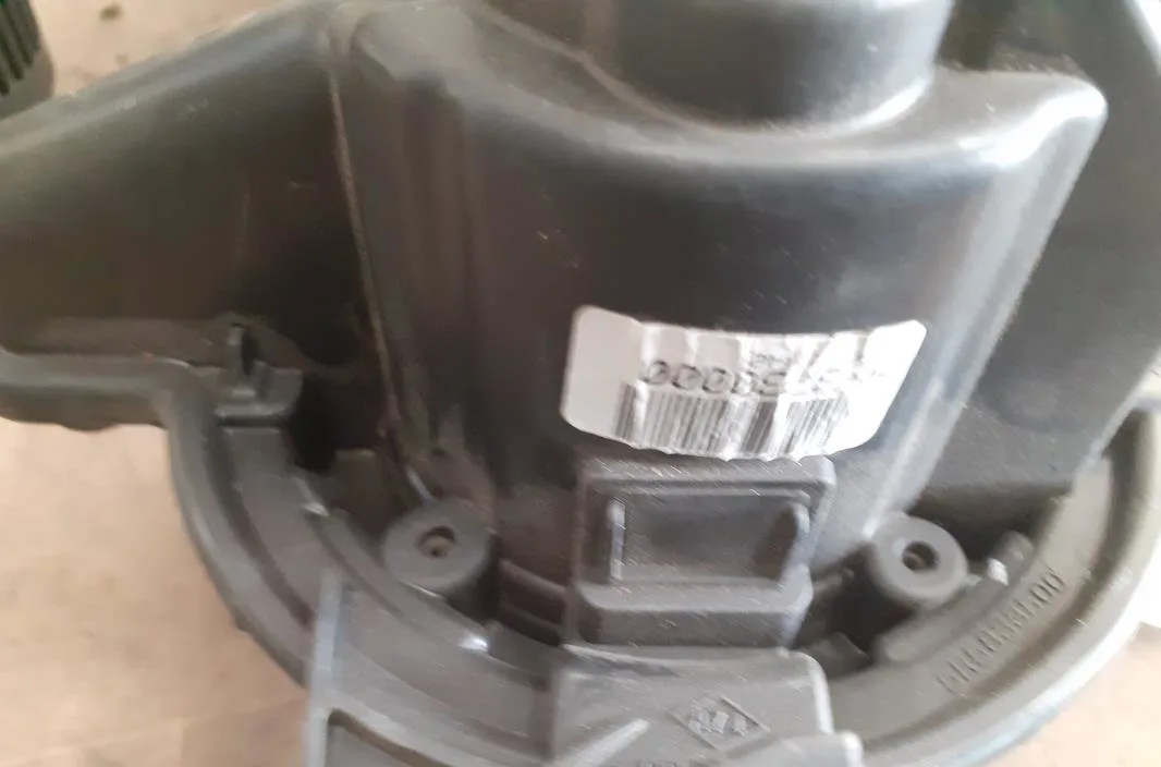 Moteur ventilateur chauffage Renault CLIO IV (BH_) 0.9 tce 90 (2012) 5 portes occasion