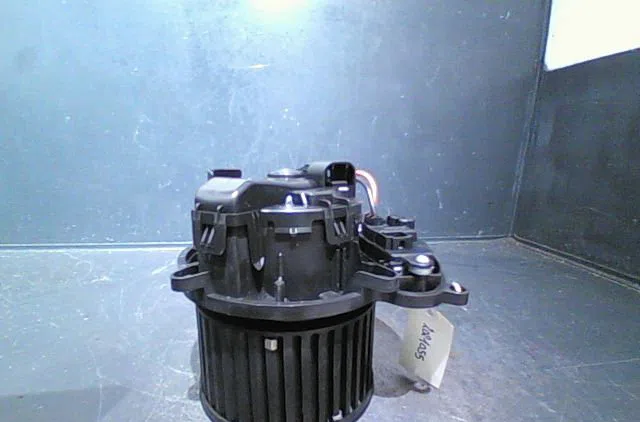 Moteur ventilateur chauffage Renault KADJAR (HA_, HL_) 1.5 dci 110 (hla3) (2015) occasion