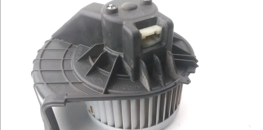 Moteur ventilateur chauffage Renault KANGOO Express (FW0-1_) 1.5 dci 75 (fw07, fw10, fw04) (2010) 4 portes occasion
