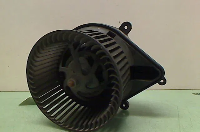 Moteur ventilateur chauffage RENAULT MASTER 1999 occasion