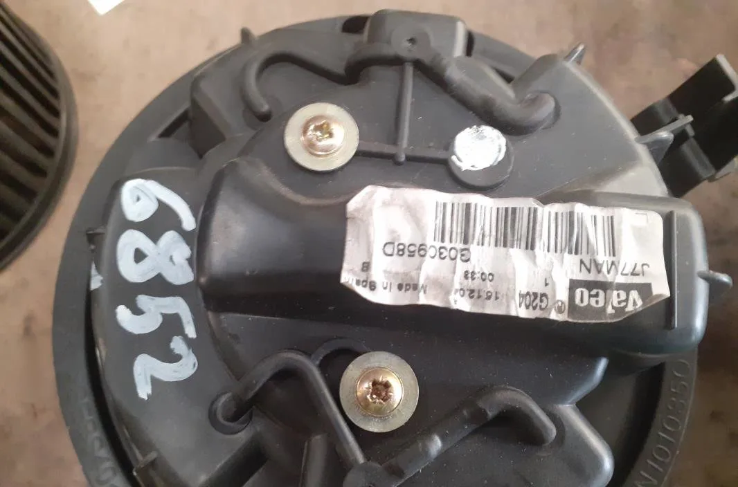 Moteur ventilateur chauffage Renault MODUS - GRAND MODUS (F-JP0_) 1.5 dci (fp0d, jp0d) (2004) occasion