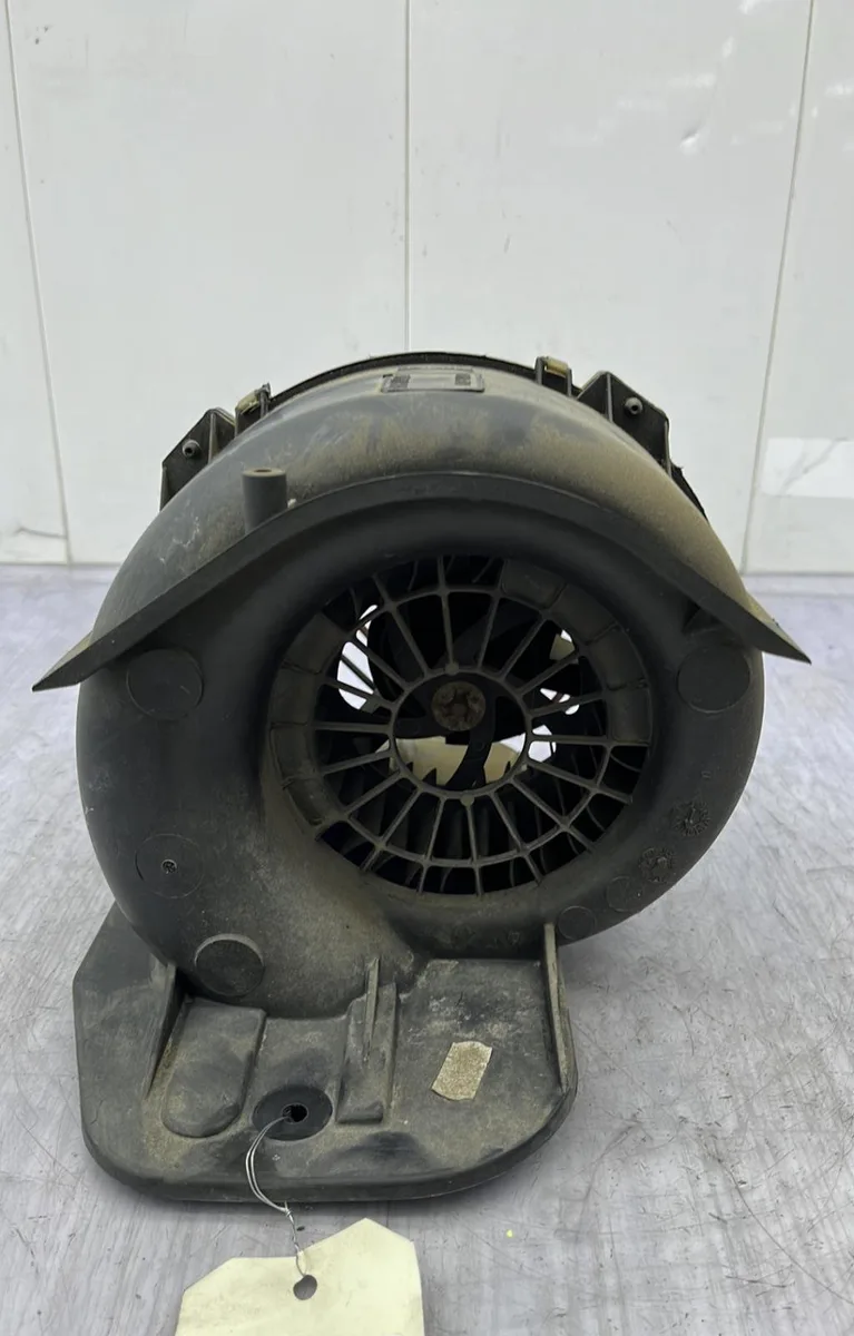 Moteur ventilateur chauffage RENAULT R19 PHASE 1 occasion