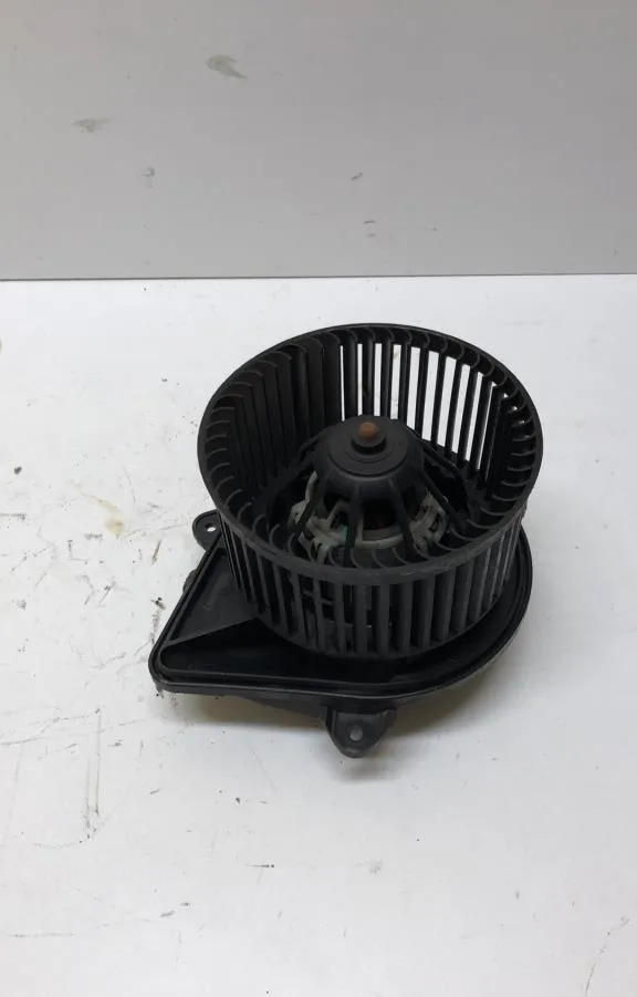 Moteur ventilateur chauffage Renault TRAFIC II Camionnette (FL) 2.0 dci 115 (fl01, fl0u) (2006) occasion