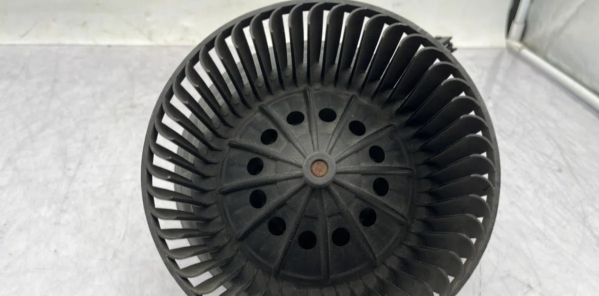 Moteur ventilateur chauffage RENAULT TWINGO 1 PHASE 2 occasion