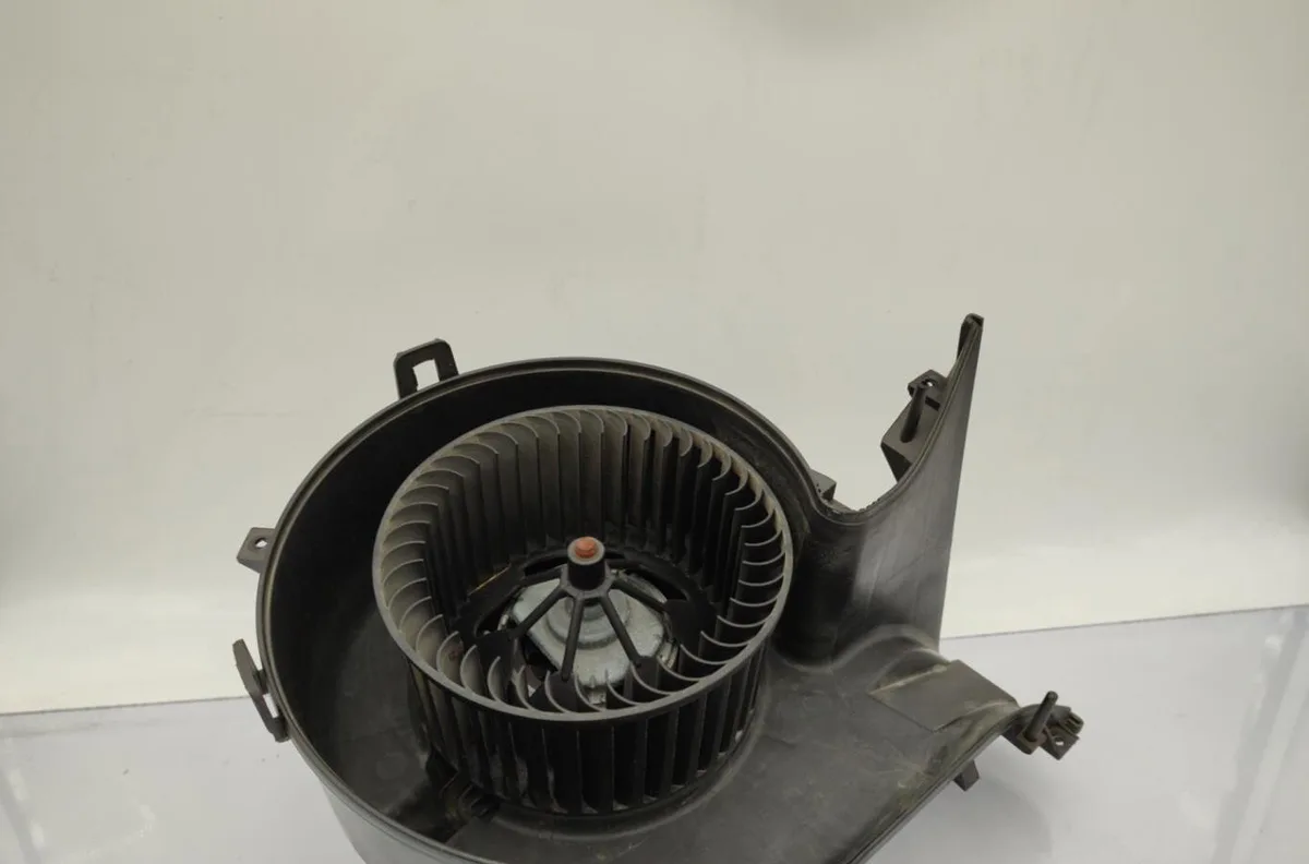 Moteur ventilateur chauffage SAAB 9.3 2 SPORT HATCH PHASE 1 BREAK occasion