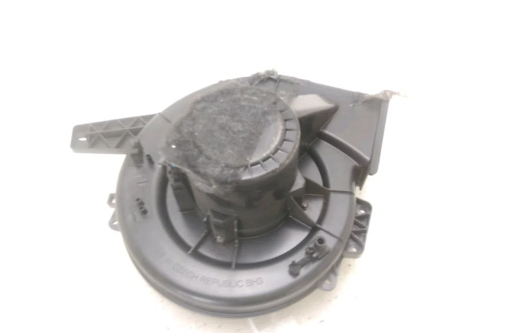 Moteur ventilateur chauffage Skoda FABIA III Break (NJ5) 1.4 tdi (2014) occasion