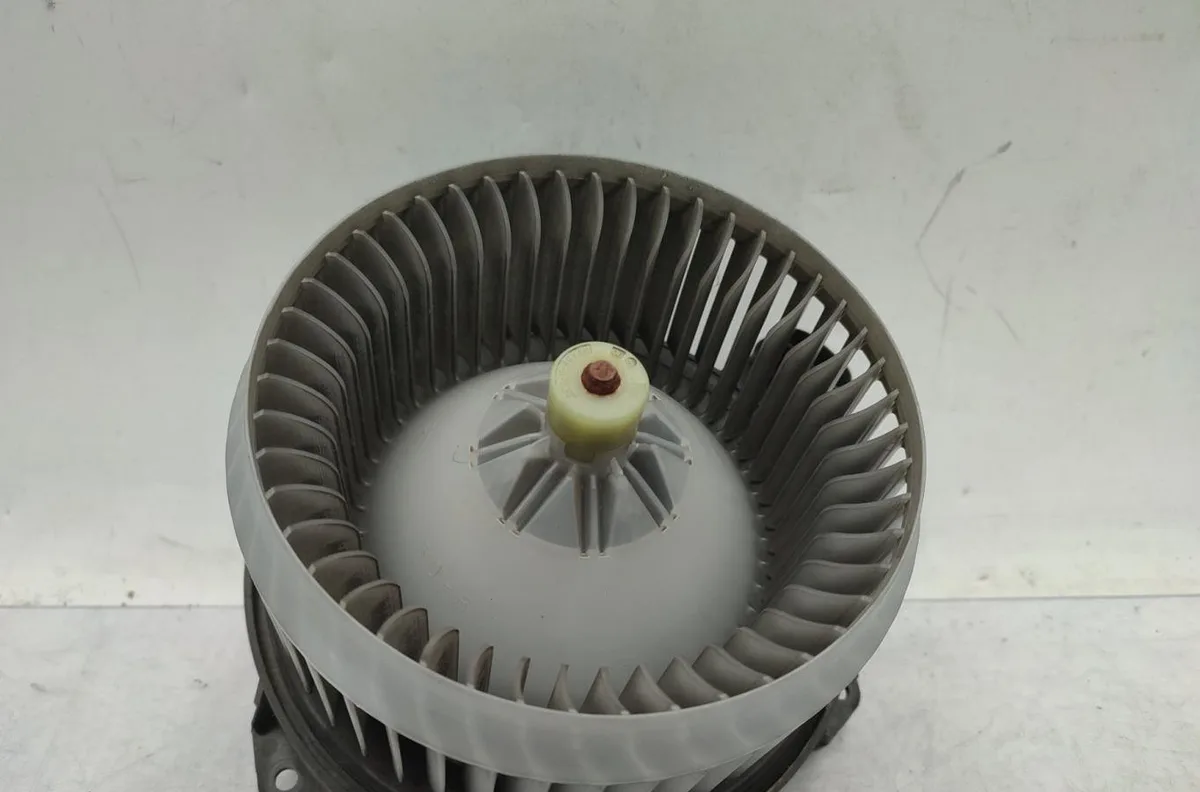 Moteur ventilateur chauffage TOYOTA RAV4 3 PHASE 1 occasion