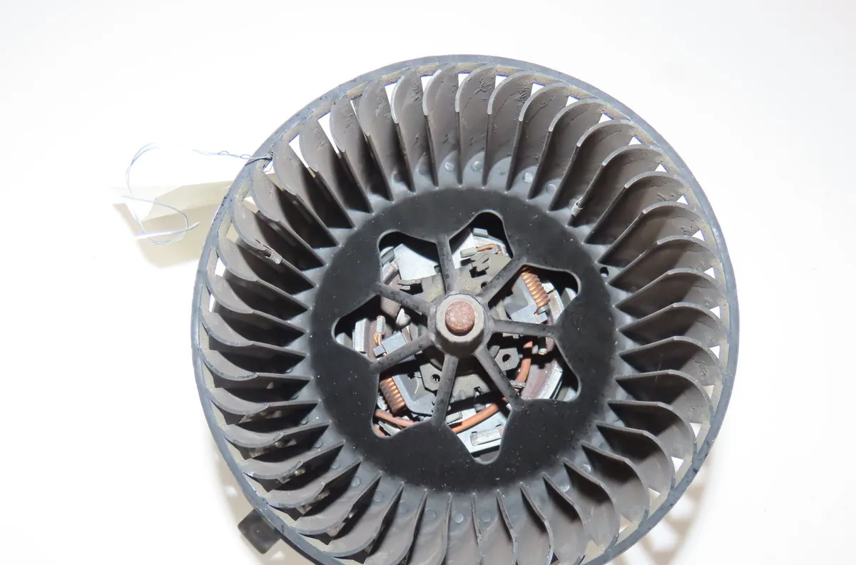 Moteur ventilateur chauffage Volkswagen GOLF PLUS V (5M1, 521) 1.6 tdi (2009-2013) 5 portes occasion