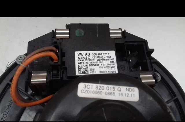 Moteur ventilateur chauffage Volkswagen GOLF VI (5K1) 1.4 tsi (2008-2012) 5 portes occasion