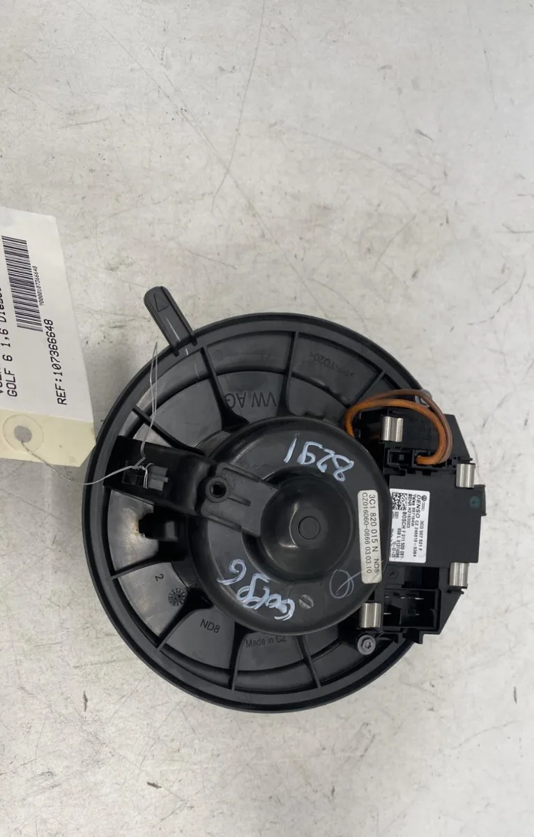 Moteur ventilateur chauffage Volkswagen GOLF VI (5K1) 1.6 tdi (2009-2012) 5 portes occasion