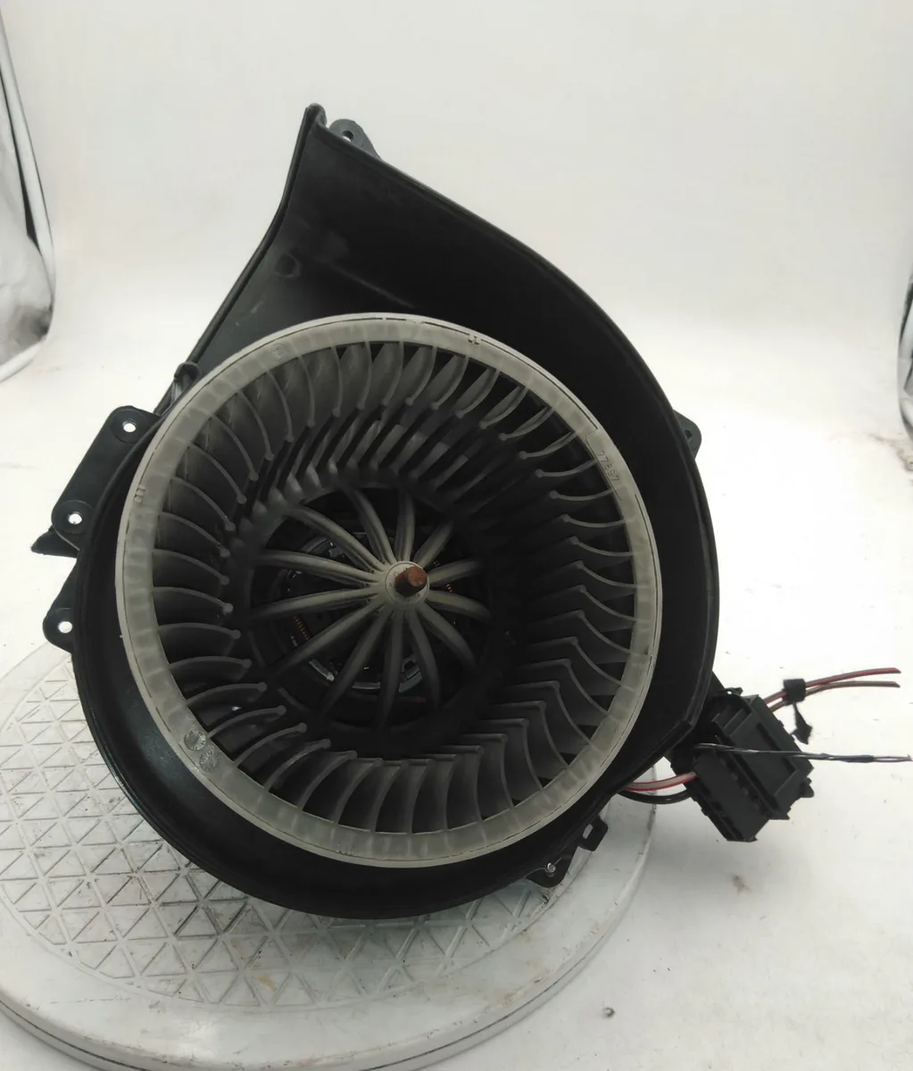 Moteur ventilateur chauffage VOLKSWAGEN POLO V occasion