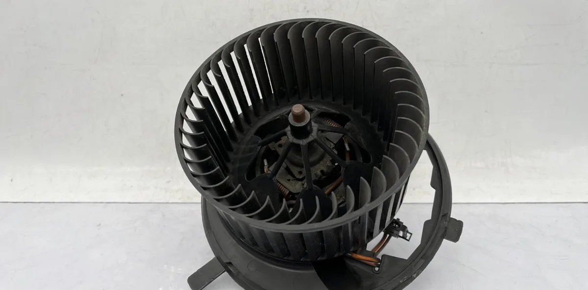Moteur ventilateur chauffage VOLKSWAGEN SCIROCCO 3 PHASE 1 COUPE occasion