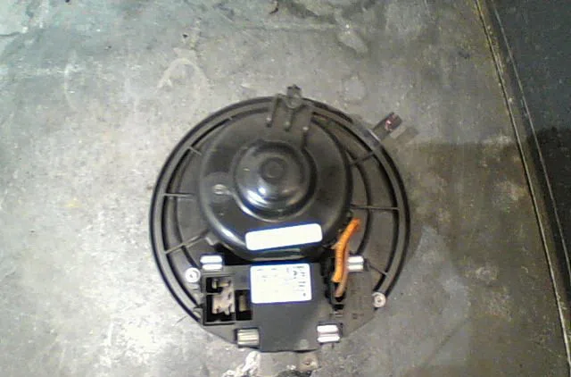 Moteur ventilateur chauffage Volkswagen TIGUAN (5N_) 2.0 tdi 4motion (2007-2018) occasion