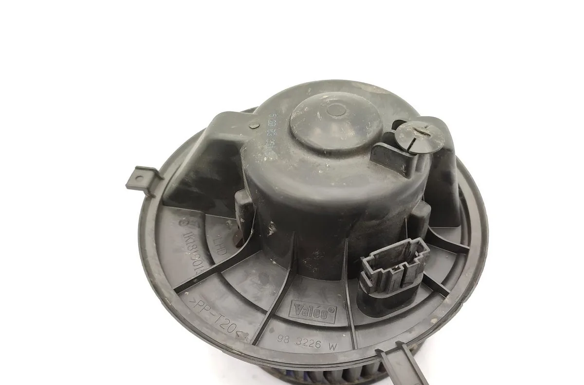 Moteur ventilateur chauffage VOLKSWAGEN TOURAN 1 PHASE 1 occasion
